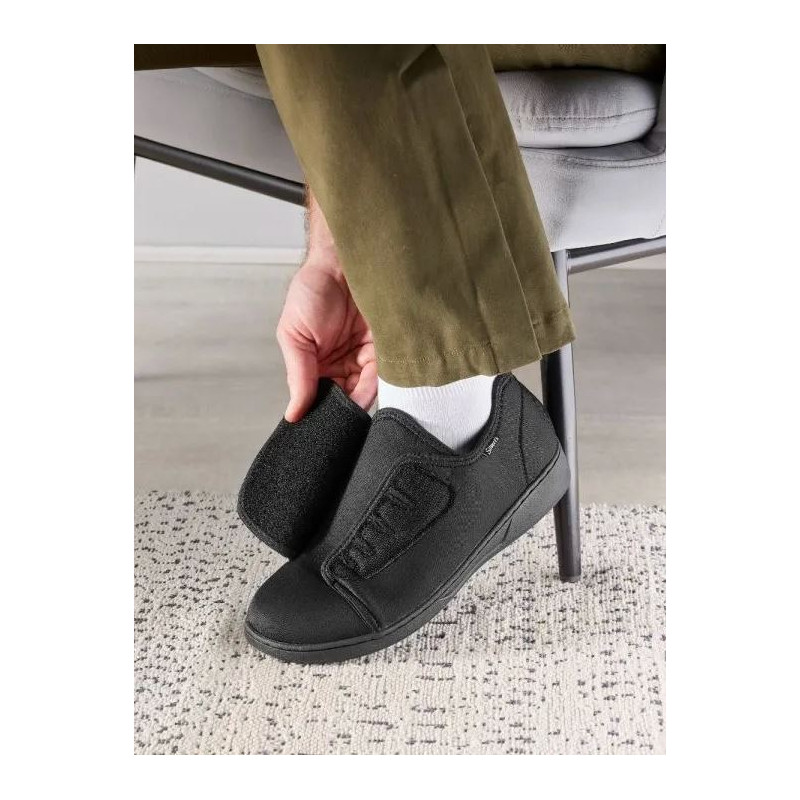 https://clearpointdirect.com/223-large_default/mens-comfortable-extra-wide-lightweight-shoes.jpg